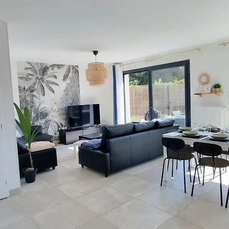 Maison Cosy A L 'oree Du Bois Holiday home Bouville (Essonne)