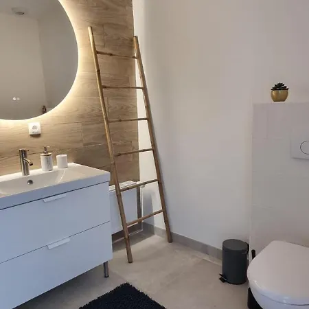 Maison Cosy A L 'oree Du Bois
